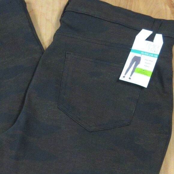 TIME AND TRU High Rise PULL ON Camo Jeggings Sz L (12-14) Camouflage Legging NWT - Picture 1 of 14